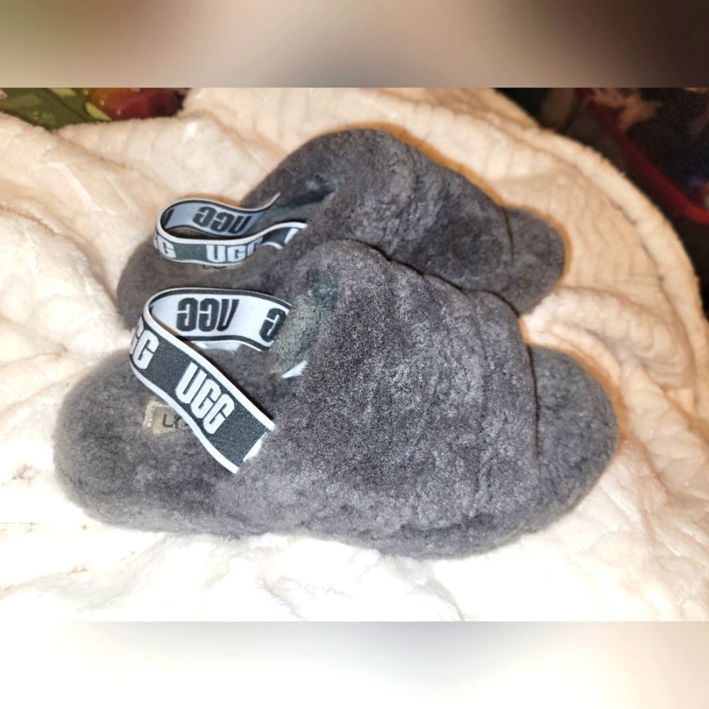 UGG Women's Slide Slipper,Sz 5, Gray.